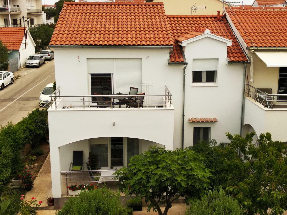 Radenka Zafron Apartment Vodice Exteriör bild